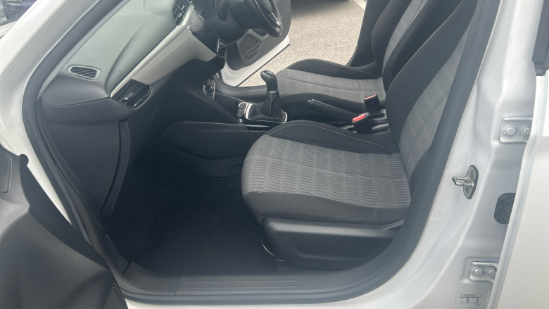 Vauxhall Corsa 1.2 SE 5dr Petrol Hatchback